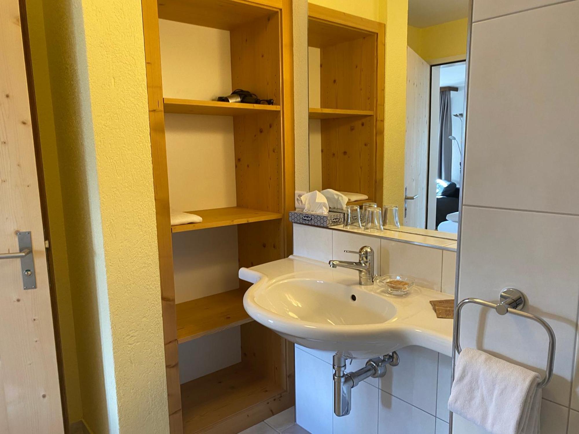 Hotel Garni Postigliun Andiast Andest Bagian luar foto