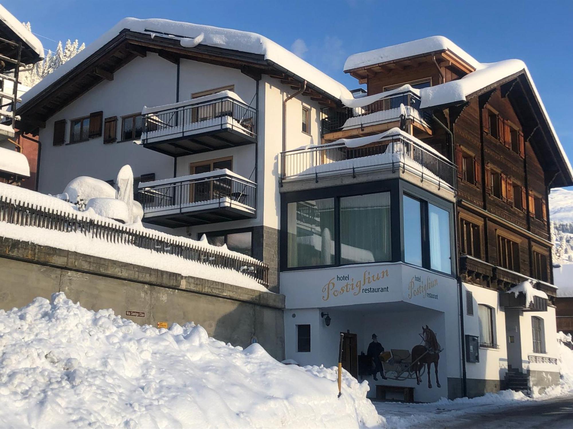 Hotel Garni Postigliun Andiast Andest Bagian luar foto